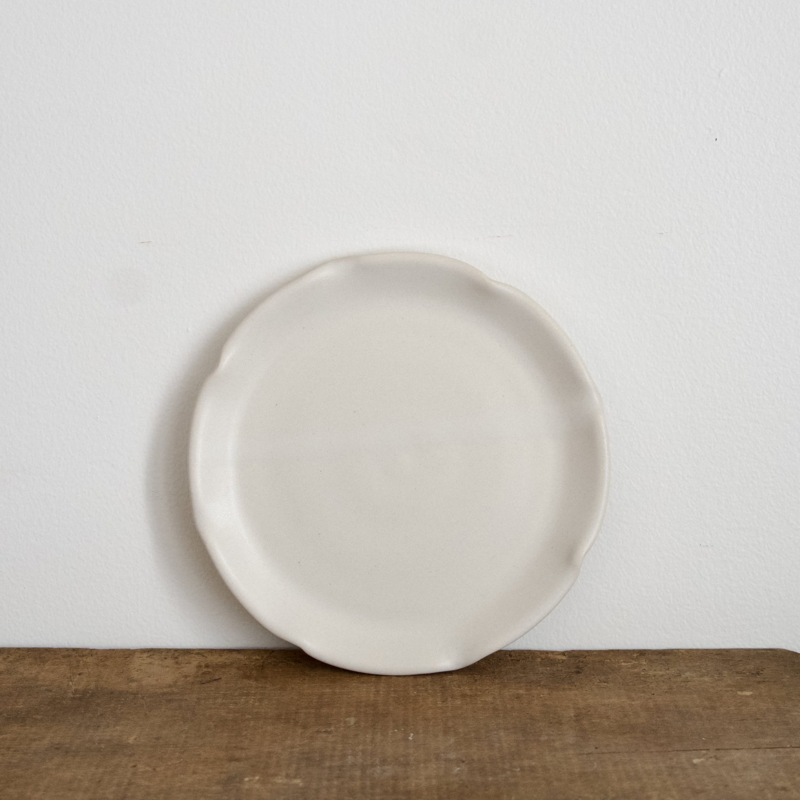 Walter Tulip Side Plate – Alabaster