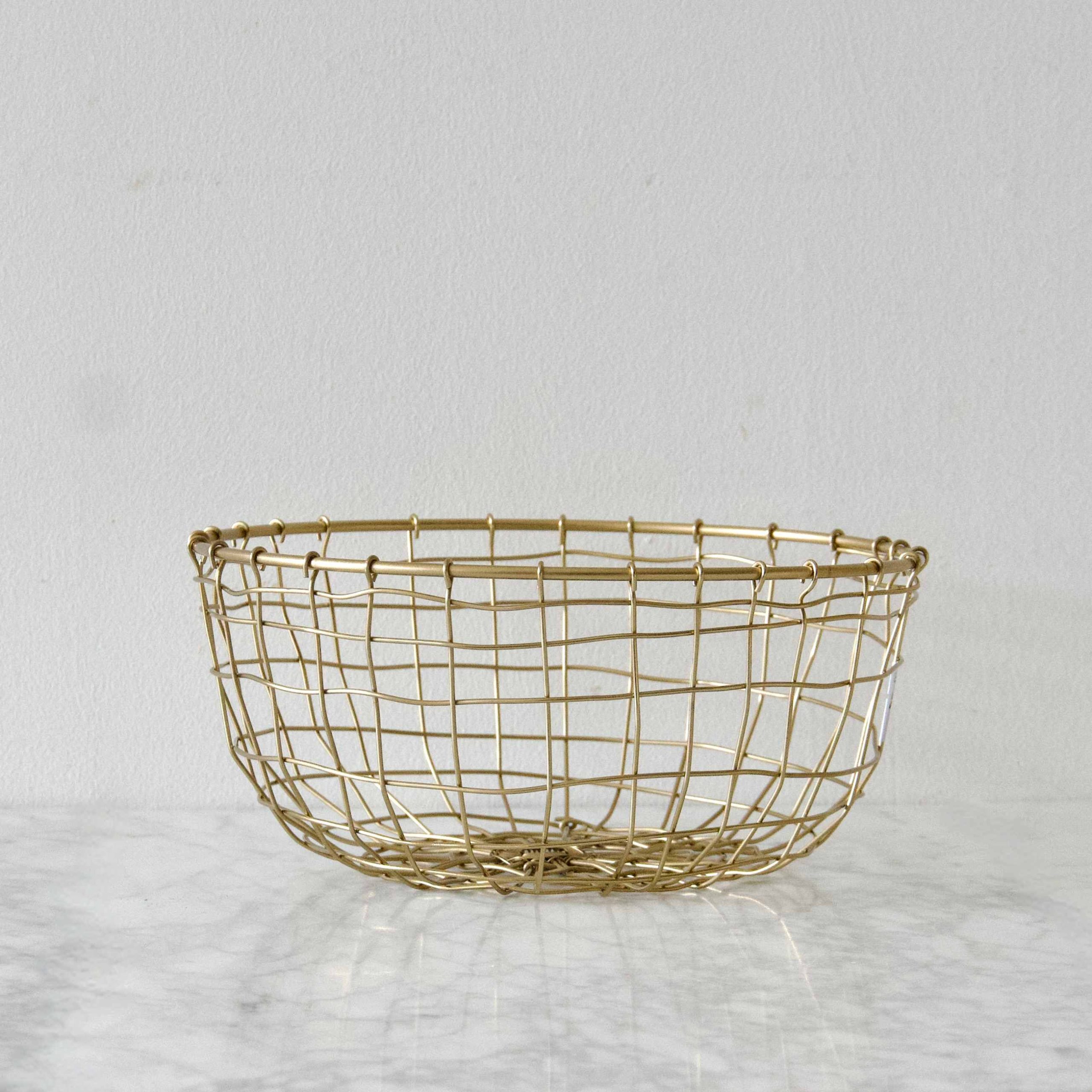 Shallow Brass Round Wire Basket