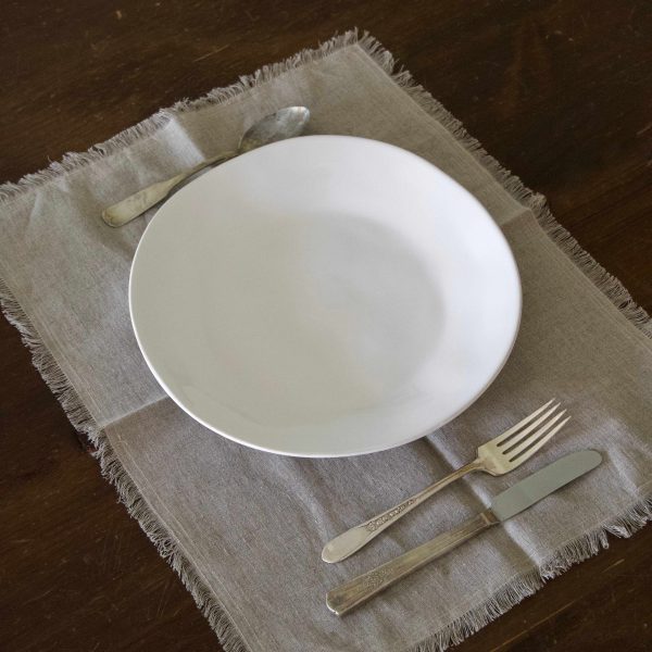 Lilith Linen Fringe Placemat