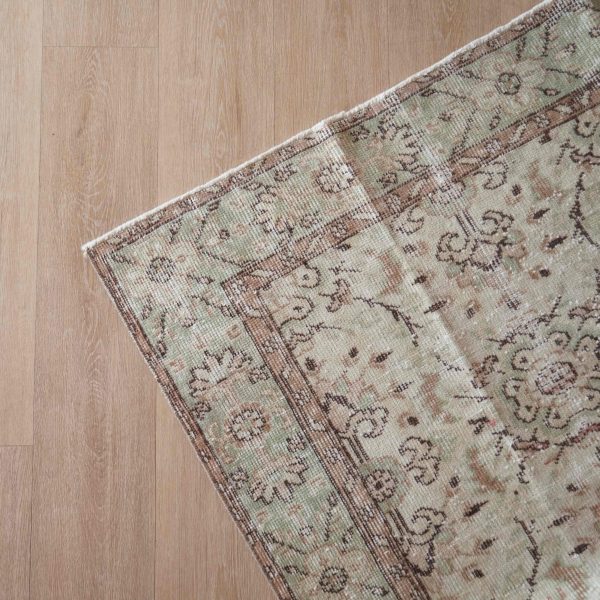 Jasmine Vintage Turkish Rug - 9' L x 5' 3" W