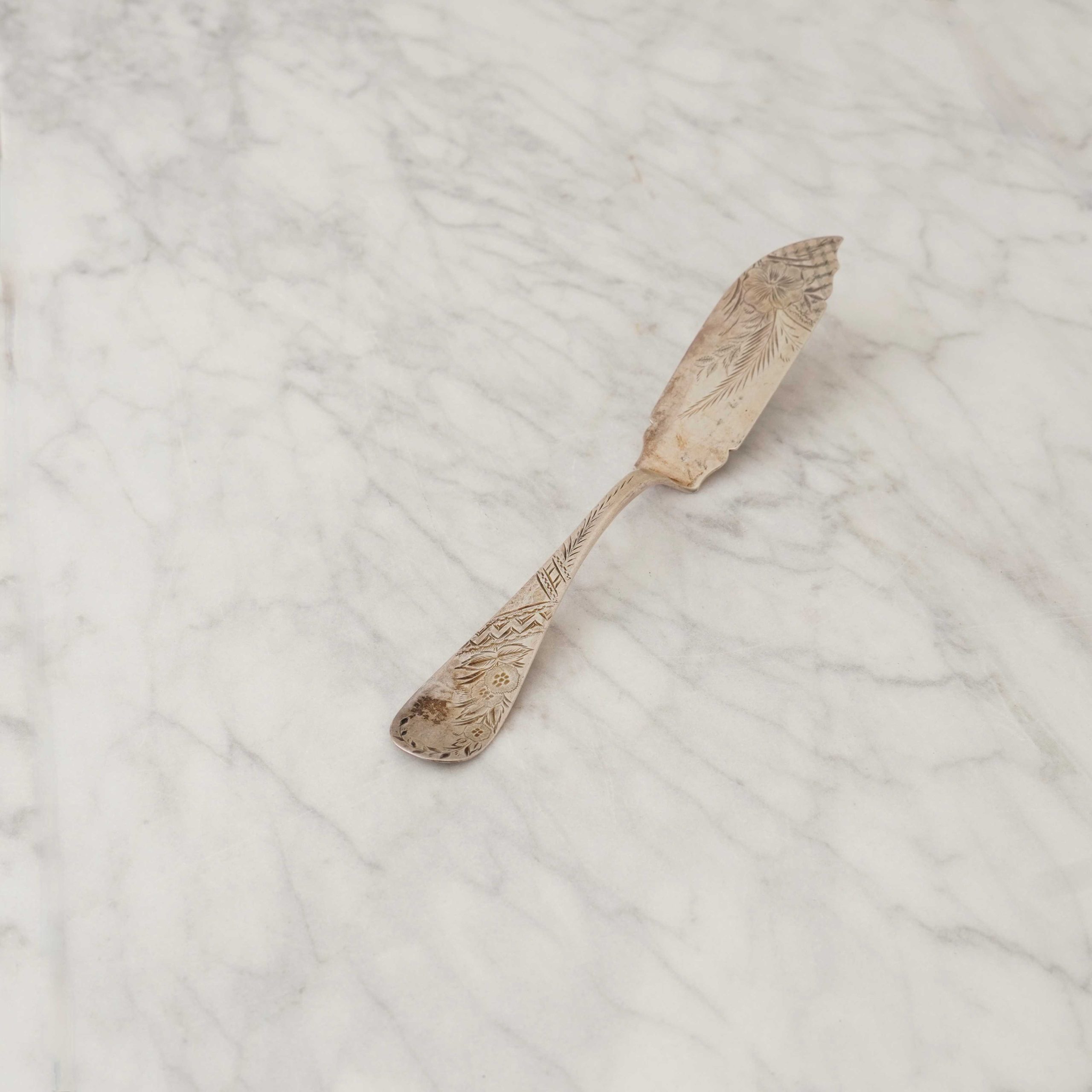 Marina Vintage Silver Spreader