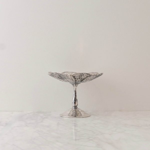 Holly Vintage Silver Pedestal