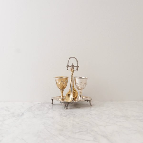 Jenny Vintage Silver Brunch Egg Holder